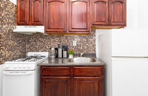 Manhattan Valley Apartment | Cozy Stylish Lux 2 Bedrooms 1BA by Columbia University ~ Walk to park