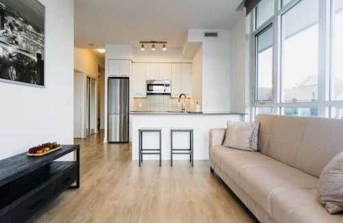 Richmond Hill Condo | Cozy Suite Good Location