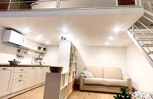 Municipio 4 House | Cozy suite ideally located for visiting major sights
