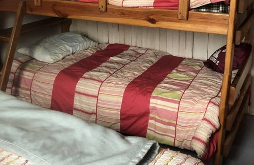 Fairlee Cabin | Cozy Swimming Hole cabin on Lake Morey