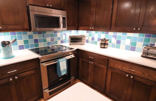 Holly Lake Ranch House | Cozy Teal Paradise - 3BR Home w/Private Pool