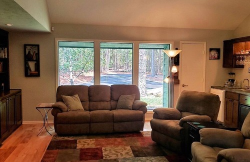 Holly Lake Ranch House | Cozy Teal Paradise - 3BR Home w/Private Pool