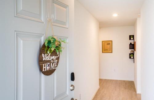 Southside House | Cozy Texas Escape Near SeaWorld San Antonio!