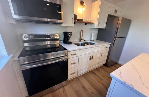 Poplarville Cottage | Cozy.The Cottage at Savannah! Perfect for 1-2 people.
