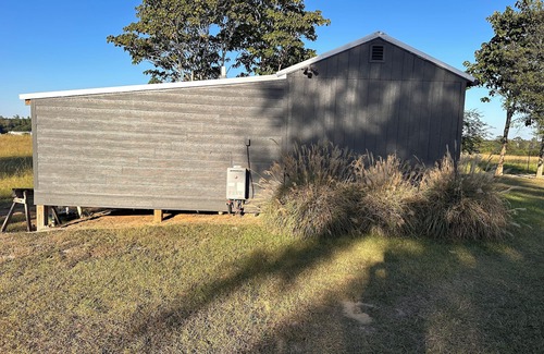 Poplarville Cottage | Cozy.The Cottage at Savannah! Perfect for 1-2 people.