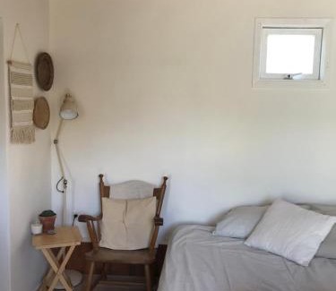 Rijsenhout Ski Chalet | Cozy tiny house close to Schiphol Ams Airport