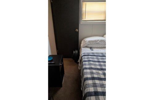 Farmington Hills Apartment | Cozy Tiny House - 25mins From Downtown Detroit