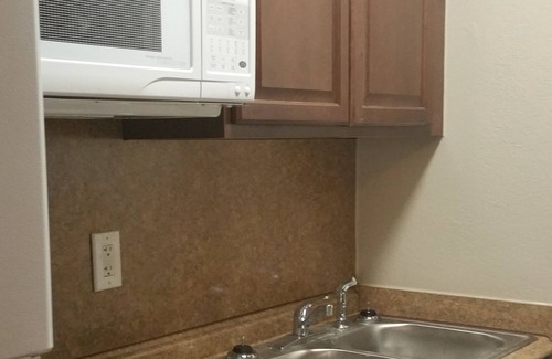 Bacliff Apartment | Cozy unit with bay breezes