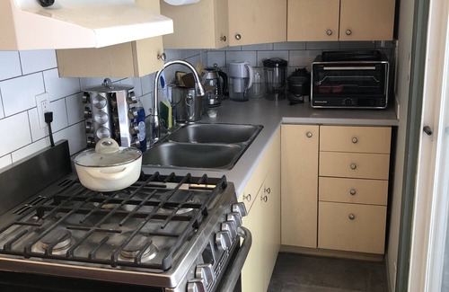 Langford Cabin | Cozy up at mill hill with HotTub