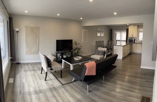 Orillia House | Cozy Upper Orillia Unit