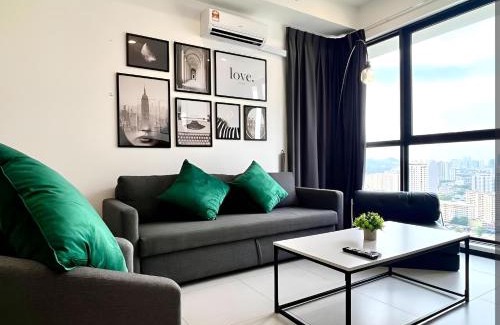 George Town Apartment | Cozy Urban Suites Georgetown View by 3C