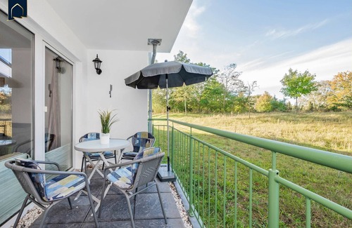 Heringsdorf Apartment | Cozy vacation apartment in Heringsdorf with balcony - only 200 m to the beach