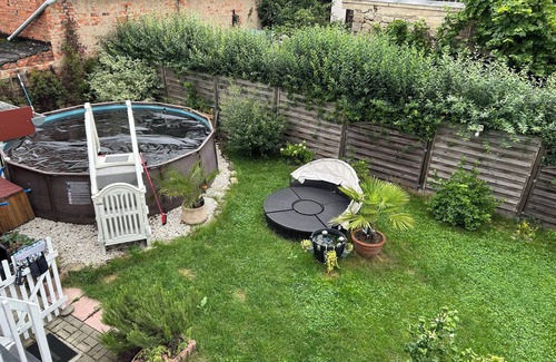 Saaleplatte Apartment | Cozy vacation apartment with pool and garden. Pets allowed, also for fitters
