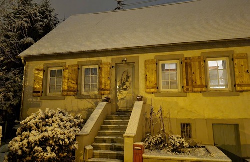 Klarenthal Apartment | Cozy vacation apartment on the edge of the forest in an old farmhouse 15 minutes from the city