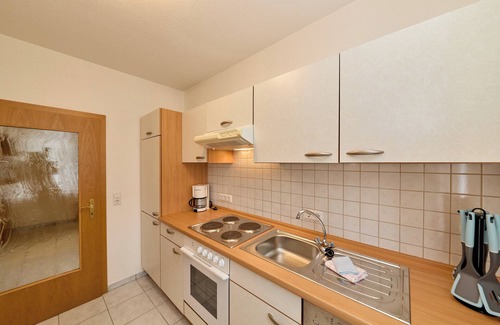 Lieser Apartment | Cozy vacation apartment Heldensicht in the guest house Binz-Meyer in Lieser