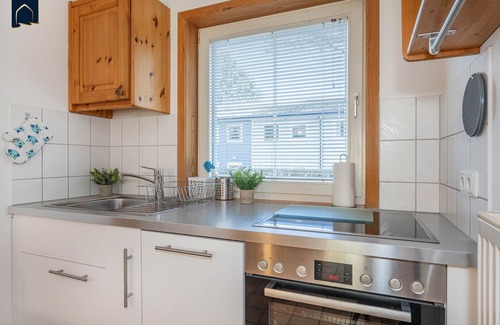 Seebad Bansin House | Cozy vacation home with garden - beach, lake & center within walking distance