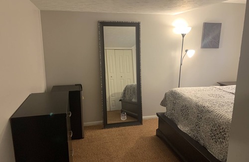 Canton Bed & Breakfast | Cozy Vacation Unit A mile to Hall of Fame