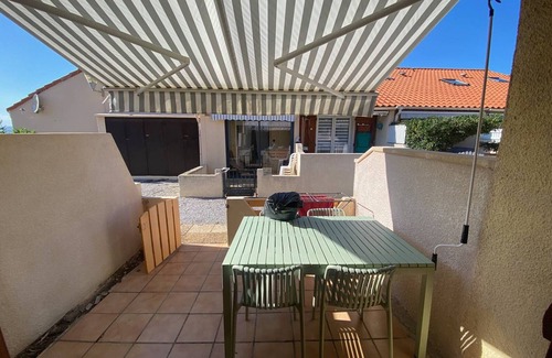 Port Leucate Villa | Cozy villa for 4, terrace, private parking in Port Leucate