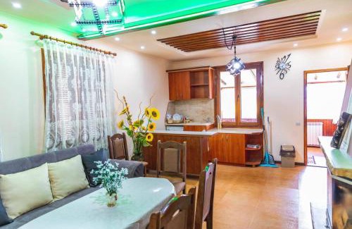 Tsigov Chark Villa | Cozy Villa Retreat in Cigov Chark