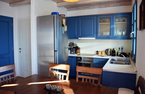 Korissia Villa | Cozy villa with a swimming pool overlooking the Port of Kea