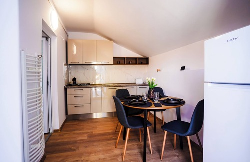 Sovata Villa | Cozy villa with all the perfect touches for a relaxing trip.
