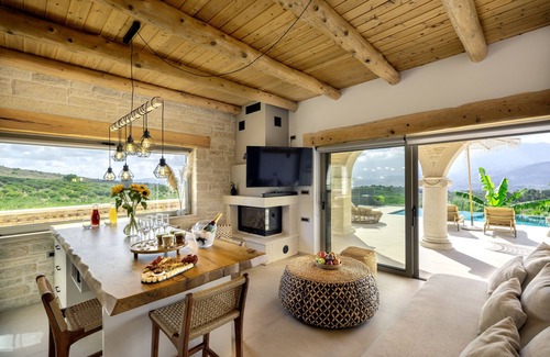 Katochori Villa | Cozy villa with private pool in a serene area