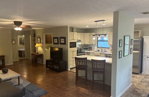 Monticello House | Cozy Waterfront Bungalow w/Boat Dock & Fire Pit Perfect for the Weekend or Week