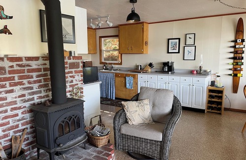 Longbranch Cabin | Cozy waterfront cabin on Puget Sound. Relax in a serene setting at Bryan's Inn.