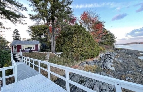 Harpswell Cottage | Cozy Waterfront Cottage in Harpswell, Maine