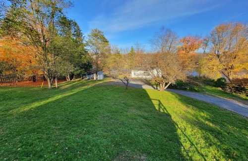 Marmora Cottage | Cozy waterfront cottage with patio and firepit!
