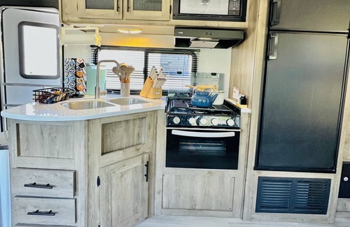 Key Largo RV Rental | Cozy Waterfront Retreat w/Private Boat Dock + Tiki