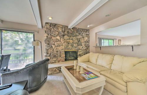 West Bloomfield House | Cozy West Bloomfield Home - Fishing Nearby!