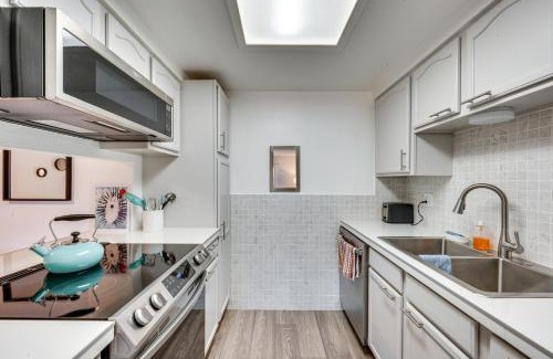 North Westminster Apartment | Cozy Westminster Condo 14 Mi to Downtown Denver!