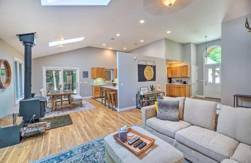 Whitehall House | Cozy Whitehall Hideaway with Hot Tub and Chiminea!