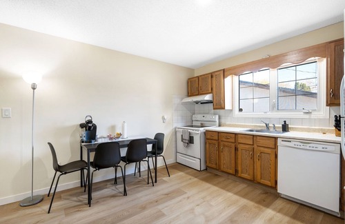 Winnipeg House | Cozy Winnipeg Home with 3 Bedrooms 2.5 Baths