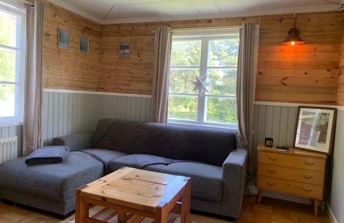 Ramsele House | Cozy Zweeds huis met openhaard en grote tuin