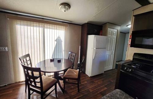 Niagara-on-the-Lake Cottage | CozyCottage in Niagara On The Lake with Vinyard View 10 minutes from Downtown