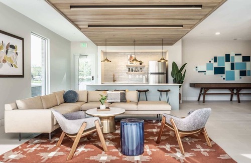 Indianapolis Apartment | CozySuites at AYR