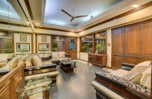 New Delhi Bed & Breakfast | Cp Villa - Rooms with Patio