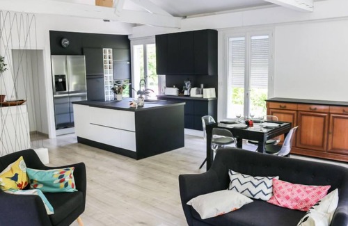 Saint-Vivien-de-Medoc House | Crabot by Interhome