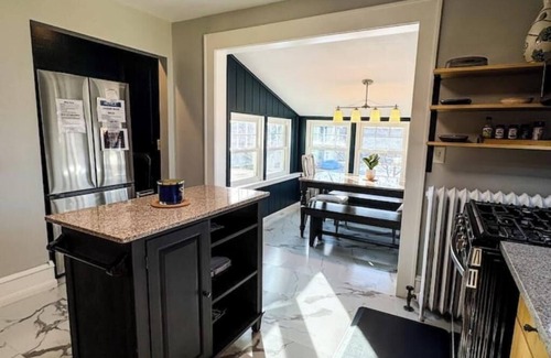 Willmar House | CRAFTSMAN’sUPSTAIRS! 3 bd rm w/impressive attic!