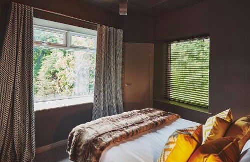 Oban House | Craig Chat