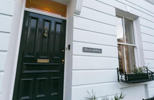 Beaumaris House | Craig Hyfryd