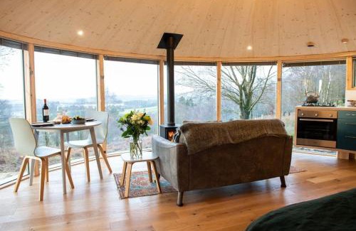 Glasgow Apartment | Craigmaddie Muir Roundhouse with Hot Tub Romantic, Luxury, Rural Stay for 2 Near Milngavie
