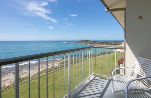 Yamba Apartment | Craigmore On the Beach Unit 13 - One of the most desirable holiday locations in Yamba.
