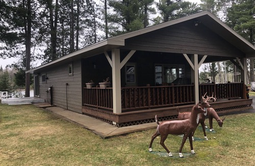 Eagle River House | Cranberry Pines private home on beautiful Cranberry Lake Sleeps 6 Pet Friendly