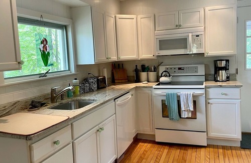 Cranmore Birches Cottage | Cranmore Cottage in North Conway Village