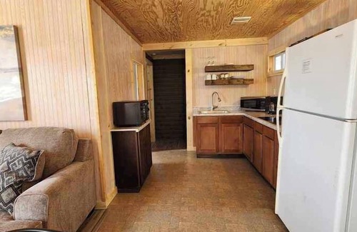 Fremont House | Crappie Cabin - Waterfront resort on Fremont Wolf River