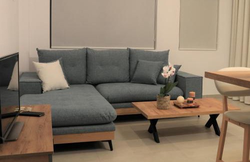 Polemarchi Apartment | Cream Cozy Getaway - 3 Pearls Pool Retreat