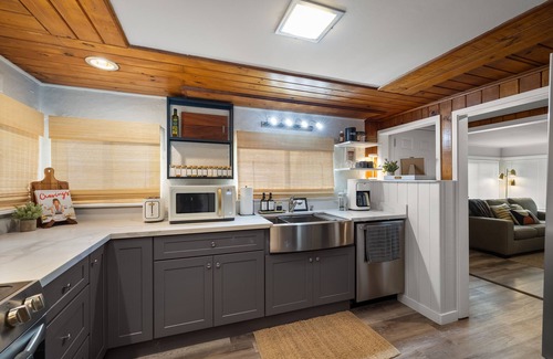 Hoodsport Cabin | Creek-side oasis! Newly renovated home w/hot tub & barrel sauna!